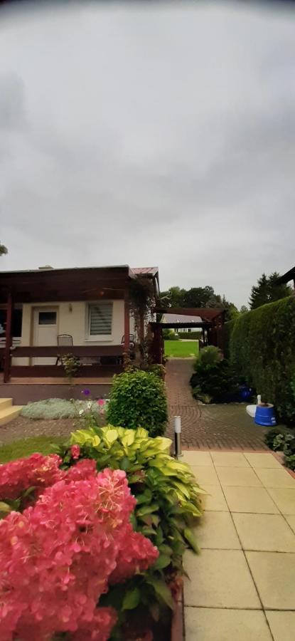 Bungalow Idylle Am See Neuruppin Exterior foto